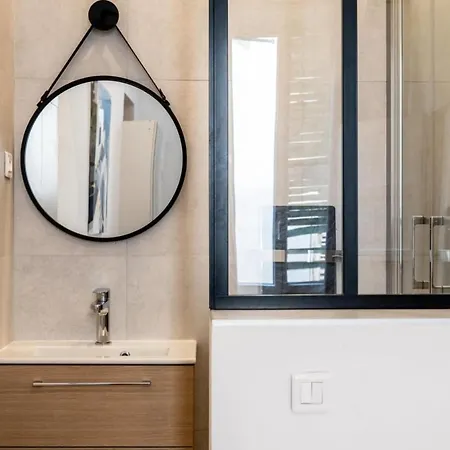 Daire Guestready - Elegant Escape In Old Nice